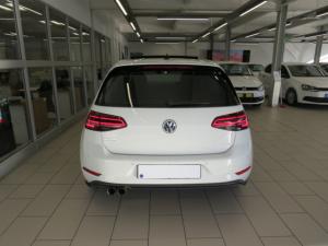 Volkswagen Golf VII GTD 2.0 TDI DSG - Image 4