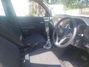 Toyota Vitz 1.0 XR AMT - Image 13