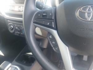 Toyota Vitz 1.0 XR AMT - Image 15