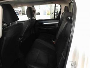 Toyota Hilux 2.4 GD-6 Raider X 4X4D/C - Image 12