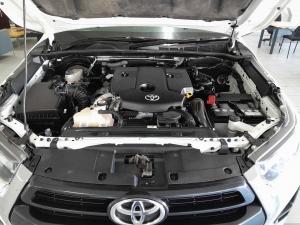 Toyota Hilux 2.4 GD-6 Raider X 4X4D/C - Image 9