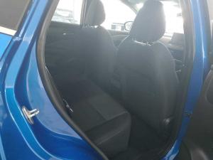 Nissan Qashqai 1.3T Acenta Xtronic - Image 8