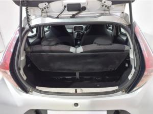 Toyota Aygo 1.0 - Image 5