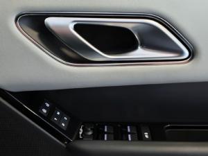 Land Rover Range Rover Velar D300 Dynamic HSE - Image 23