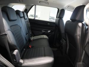 Ford Everest 2.0 BiTurbo Sport - Image 4