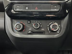 Renault Kwid 1.0 Zen auto - Image 12