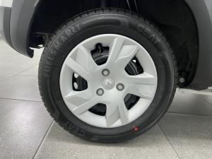 Renault Kwid 1.0 Zen auto - Image 15