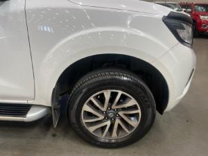 Nissan Navara 2.3D double cab SE auto - Image 4