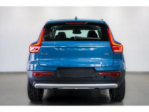 Volvo XC40 B5 AWD Plus Bright - Image 6