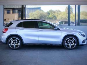Mercedes-Benz GLA GLA200 auto - Image 3
