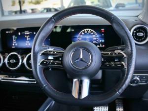 Mercedes-Benz GLA GLA200d Progressive - Image 12