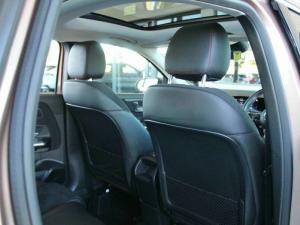 Mercedes-Benz GLA GLA200d Progressive - Image 19