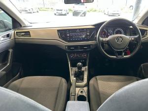 Volkswagen Polo hatch 1.0TSI Comfortline - Image 12