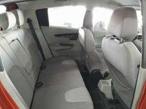 Mahindra KUV 100 1.2TD K8 - Image 20