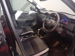 Nissan Magnite 1.0 Turbo Acenta Kuro auto - Image 12