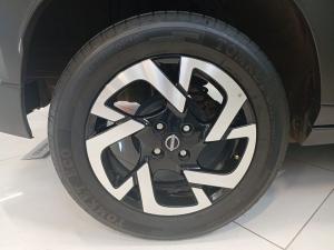 Nissan Magnite 1.0 Turbo Acenta Kuro auto - Image 8