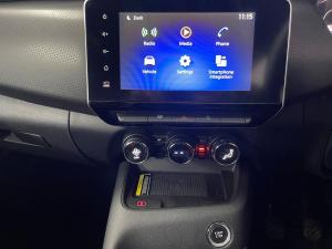 Nissan Magnite 1.0 Turbo Acenta Kuro manual - Image 14