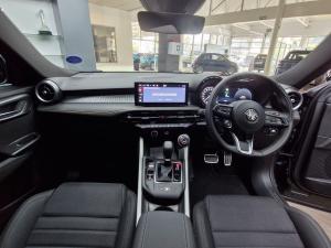 Alfa Romeo Tonale 1.5T Hybrid Ti - Image 13