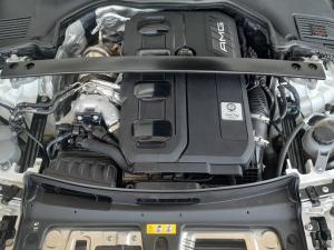 Mercedes-Benz C-Class C43 - Image 11