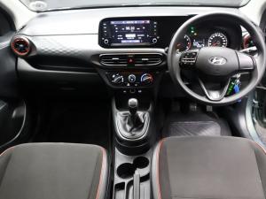 Hyundai Grand i10 1.0 Premium hatch - Image 8