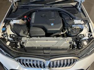 BMW 3 Series 318i M Sport - Image 10