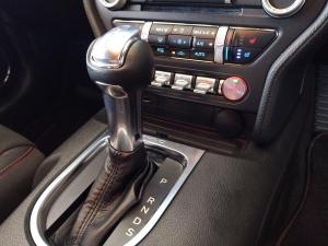 Ford Mustang 5.0 GT/CS California Special fastback - Image 13