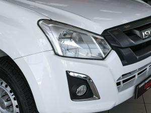 Isuzu KB 250D-Teq Fleetside - Image 9