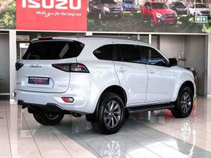 Isuzu mu-X 3.0TD LS 4x4 - Image 11