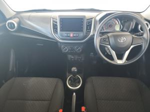 Toyota Vitz 1.0 XR manual - Image 15