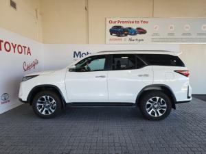 Toyota Fortuner 2.8GD-6 VX - Image 11