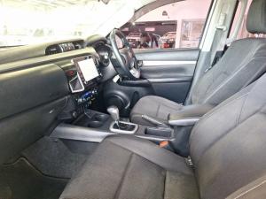 Toyota Hilux 2.8GD-6 double cab 4x4 Raider auto - Image 9