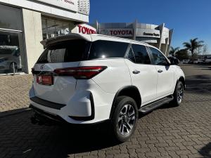 Toyota Fortuner 2.8GD-6 - Image 2