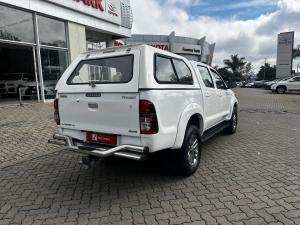 Toyota Hilux 3.0D-4D double cab 4x4 Raider Legend 45 - Image 3