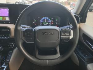 Toyota Land Cruiser Prado 2.8GD TX - Image 8