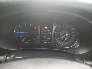 Toyota Hilux 2.8GD-6 double cab 4x4 Legend RS manual - Image 11