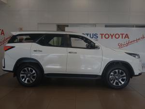 Toyota Fortuner 2.8GD-6 48V - Image 3