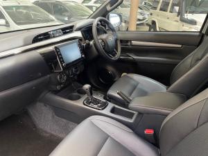 Toyota Hilux 2.8 GD-6 RB Legend automaticE/CAB - Image 7