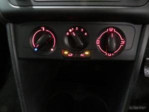 Volkswagen Polo Vivo 1.4 Trendline - Image 14