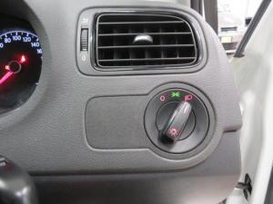 Volkswagen Polo Vivo 1.4 Trendline - Image 16