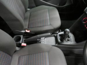 Volkswagen Polo Vivo 1.4 Trendline - Image 17