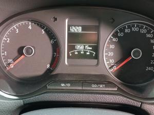 Volkswagen Polo Vivo 1.4 Comfortline - Image 14
