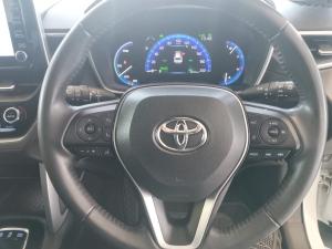 Toyota Corolla Cross 1.8 XR Hybrid - Image 8