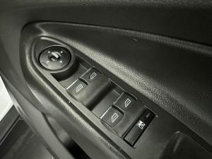 Ford Kuga 1.6 Ecoboost Ambiente - Image 12