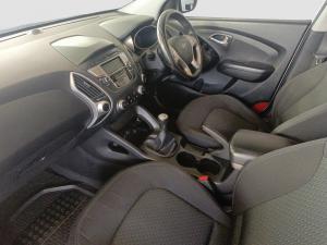 Hyundai iX35 2.0 GL/PREMIUM - Image 3