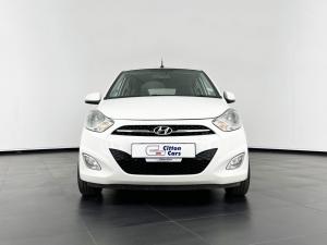 Hyundai i10 1.1 GLS/MOTION - Image 4