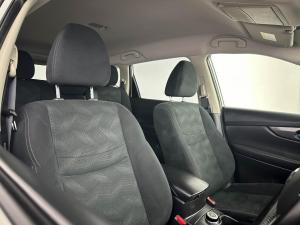 Nissan X Trail 2.5 Acenta Plus 4X4 CVT 7S - Image 15
