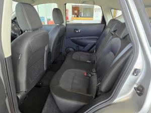 Nissan Qashqai 2.0 Acenta - Image 11