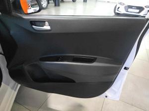 Hyundai Grand i10 1.0 Motion - Image 14