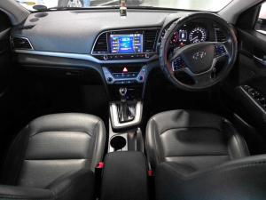 Hyundai Elantra 1.6 Executive automatic - Image 11