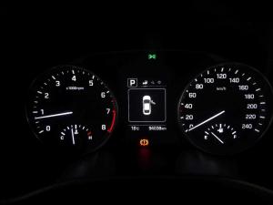 Hyundai Elantra 1.6 Executive automatic - Image 13